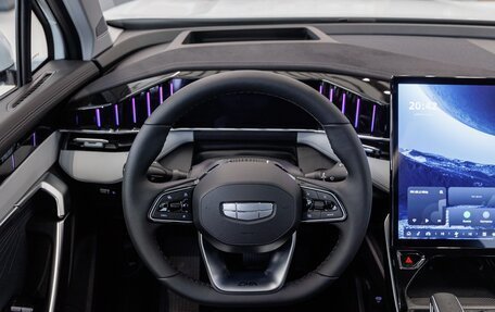 Geely Atlas, 2025 год, 4 145 990 рублей, 8 фотография