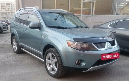 Mitsubishi Outlander III рестайлинг 3, 2007 год, 1 050 000 рублей, 2 фотография