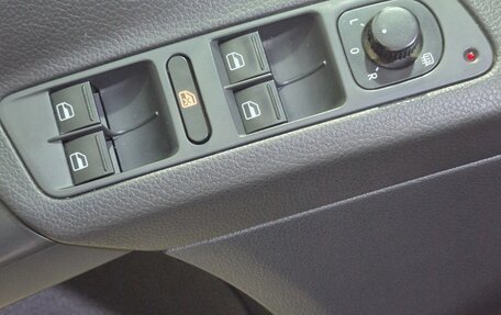 Volkswagen Tiguan I, 2011 год, 1 099 000 рублей, 18 фотография