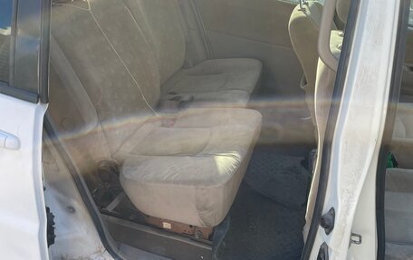 Nissan Liberty, 2002 год, 220 000 рублей, 11 фотография