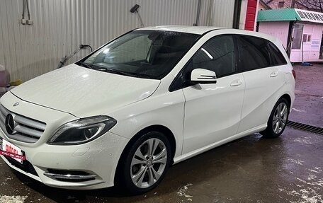 Mercedes-Benz B-Класс, 2012 год, 975 000 рублей, 3 фотография