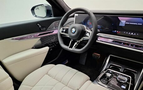 BMW 7 серия, 2025 год, 27 000 000 рублей, 9 фотография