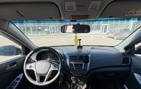 Hyundai Solaris II рестайлинг, 2015 год, 957 000 рублей, 5 фотография