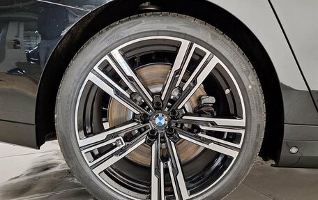 BMW 7 серия, 2025 год, 27 000 000 рублей, 16 фотография