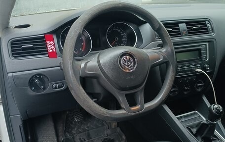Volkswagen Jetta VI, 2014 год, 600 000 рублей, 14 фотография
