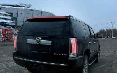 Cadillac Escalade III, 2011 год, 1 684 000 рублей, 6 фотография