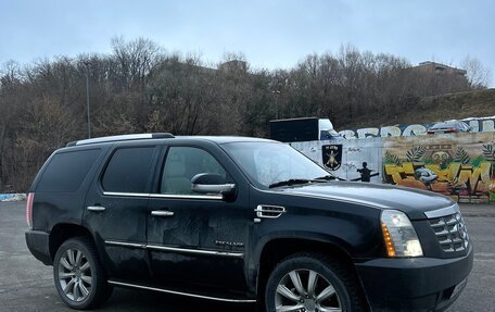 Cadillac Escalade III, 2011 год, 1 684 000 рублей, 3 фотография