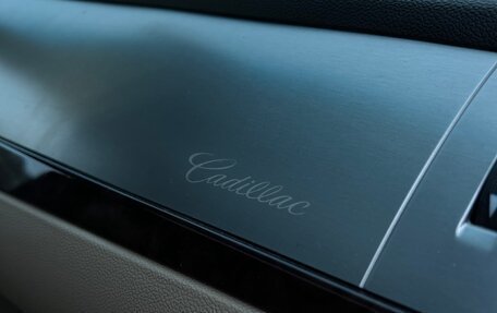 Cadillac Escalade III, 2011 год, 1 684 000 рублей, 19 фотография