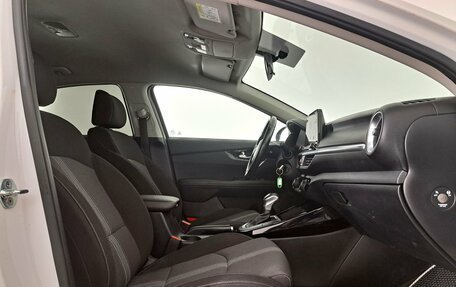 KIA Cerato IV, 2022 год, 2 430 000 рублей, 12 фотография