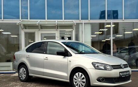 Volkswagen Polo VI (EU Market), 2014 год, 695 000 рублей, 2 фотография