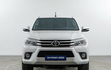 Toyota Hilux VIII, 2015 год, 3 498 999 рублей, 2 фотография