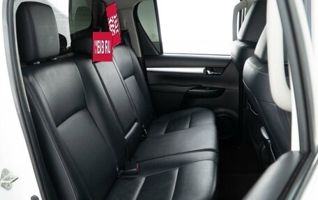 Toyota Hilux VIII, 2015 год, 3 498 999 рублей, 7 фотография