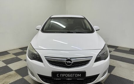 Opel Astra J, 2012 год, 640 000 рублей, 2 фотография