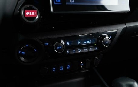 Toyota Hilux VIII, 2015 год, 3 498 999 рублей, 17 фотография