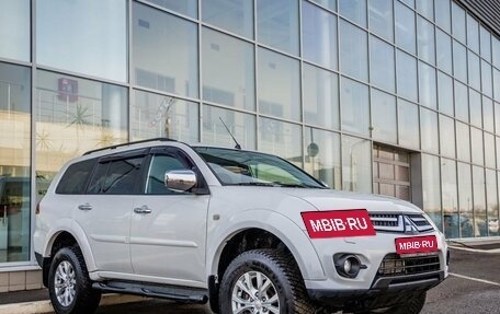 Mitsubishi Pajero Sport II рестайлинг, 2014 год, 2 548 000 рублей, 1 фотография