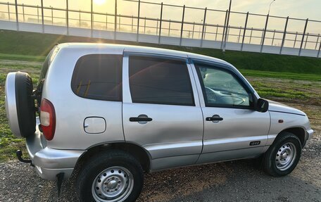Chevrolet Niva I рестайлинг, 2008 год, 600 000 рублей, 3 фотография