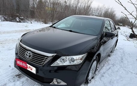 Toyota Camry, 2014 год, 1 850 000 рублей, 2 фотография