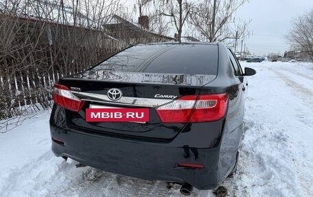 Toyota Camry, 2014 год, 1 850 000 рублей, 6 фотография