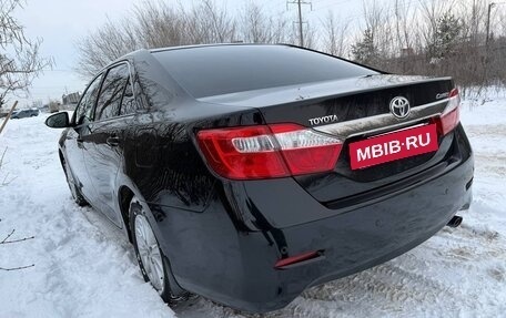 Toyota Camry, 2014 год, 1 850 000 рублей, 7 фотография