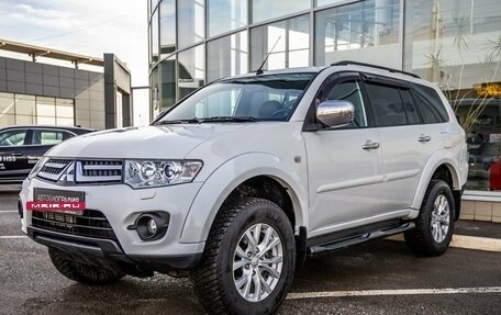 Mitsubishi Pajero Sport II рестайлинг, 2014 год, 2 548 000 рублей, 3 фотография