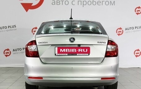 Skoda Rapid I, 2018 год, 1 390 000 рублей, 4 фотография
