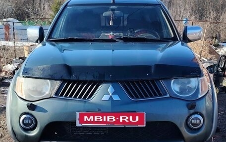 Mitsubishi L200 IV рестайлинг, 2007 год, 950 000 рублей, 1 фотография