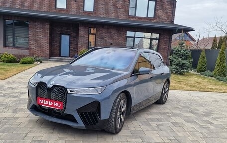 BMW iX, 2022 год, 7 350 000 рублей, 1 фотография