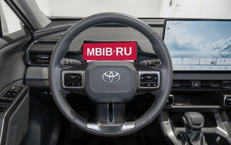 Toyota RAV4, 2026 год, 4 950 000 рублей, 11 фотография