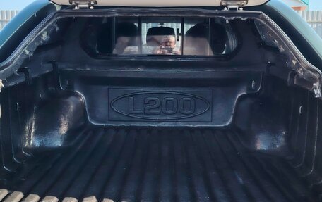 Mitsubishi L200 IV рестайлинг, 2007 год, 950 000 рублей, 6 фотография