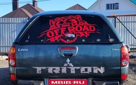Mitsubishi L200 IV рестайлинг, 2007 год, 950 000 рублей, 5 фотография