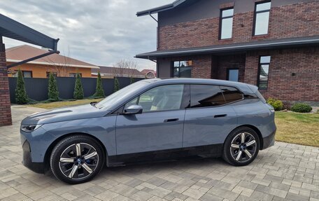 BMW iX, 2022 год, 7 350 000 рублей, 3 фотография