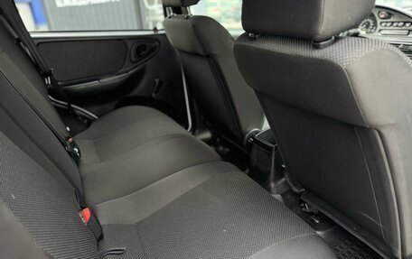 Chevrolet Niva I рестайлинг, 2019 год, 850 000 рублей, 17 фотография