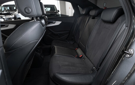 Audi A4, 2017 год, 3 440 000 рублей, 12 фотография