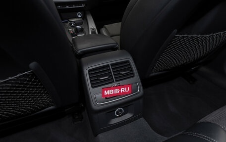 Audi A4, 2017 год, 3 440 000 рублей, 13 фотография