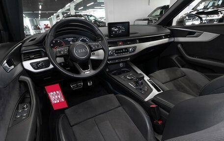 Audi A4, 2017 год, 3 440 000 рублей, 7 фотография