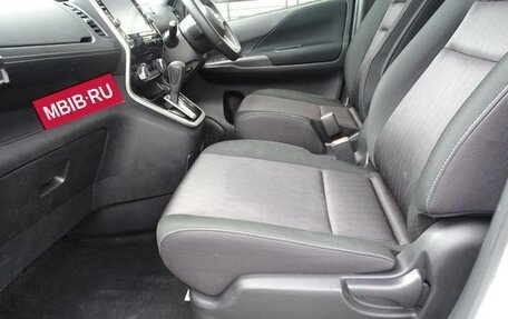 Nissan Serena IV, 2022 год, 1 979 000 рублей, 35 фотография