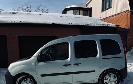 Renault Kangoo II рестайлинг, 2011 год, 640 000 рублей, 6 фотография