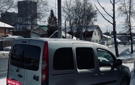 Renault Kangoo II рестайлинг, 2011 год, 640 000 рублей, 3 фотография