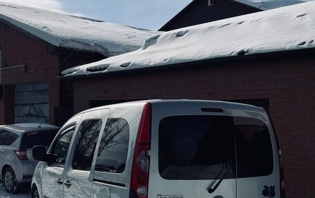 Renault Kangoo II рестайлинг, 2011 год, 640 000 рублей, 4 фотография