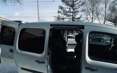 Renault Kangoo II рестайлинг, 2011 год, 640 000 рублей, 17 фотография