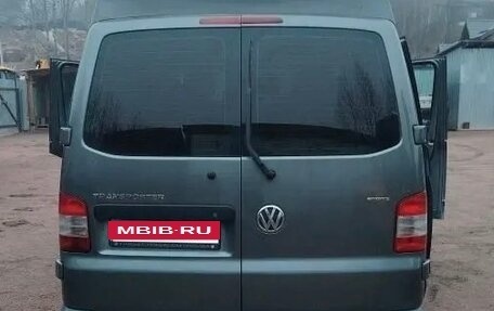 Volkswagen Transporter T5 рестайлинг, 2012 год, 1 230 000 рублей, 4 фотография