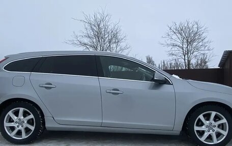 Volvo V60 I, 2013 год, 1 170 000 рублей, 4 фотография
