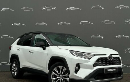 Toyota RAV4, 2021 год, 3 995 700 рублей, 3 фотография