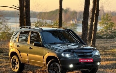 Chevrolet Niva I рестайлинг, 2018 год, 690 000 рублей, 1 фотография