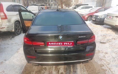 BMW 5 серия, 2021 год, 3 700 000 рублей, 3 фотография