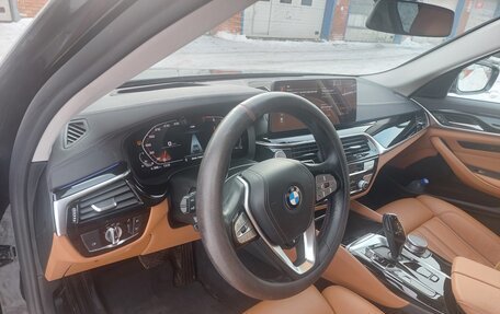 BMW 5 серия, 2021 год, 3 700 000 рублей, 10 фотография