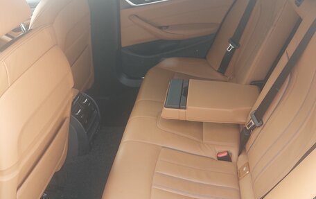 BMW 5 серия, 2021 год, 3 700 000 рублей, 14 фотография