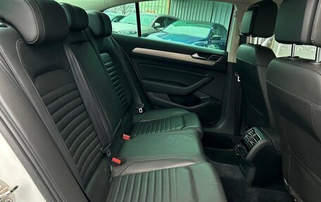 Volkswagen Passat B8 рестайлинг, 2018 год, 2 422 300 рублей, 10 фотография