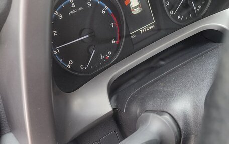 Toyota RAV4, 2019 год, 2 950 000 рублей, 9 фотография