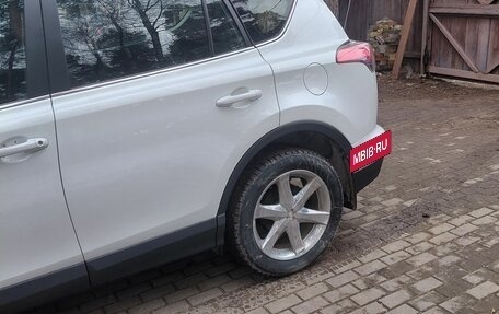 Toyota RAV4, 2019 год, 2 950 000 рублей, 4 фотография